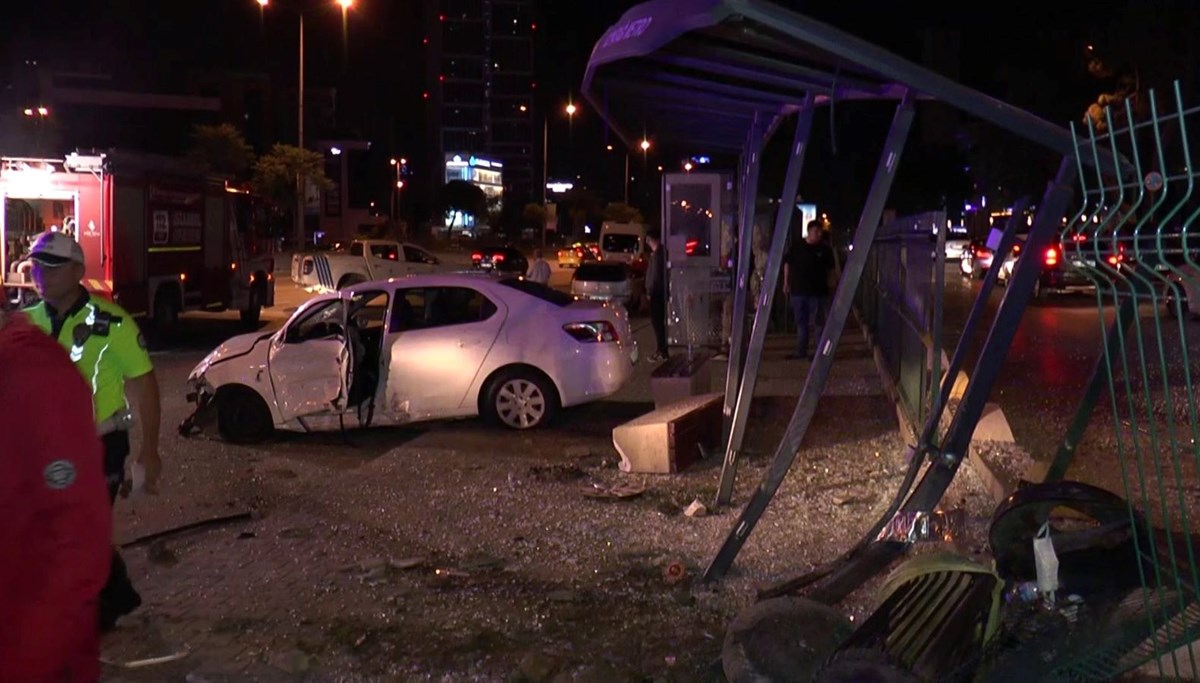 Kadıköy'de 'makas' faciası: 1'i ağır, 5 yaralı